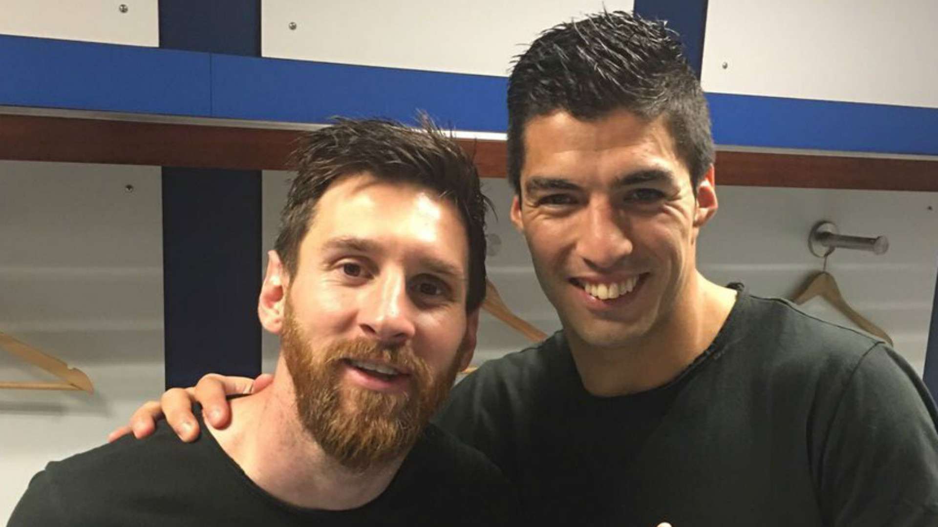 但在足球比 但在足球比