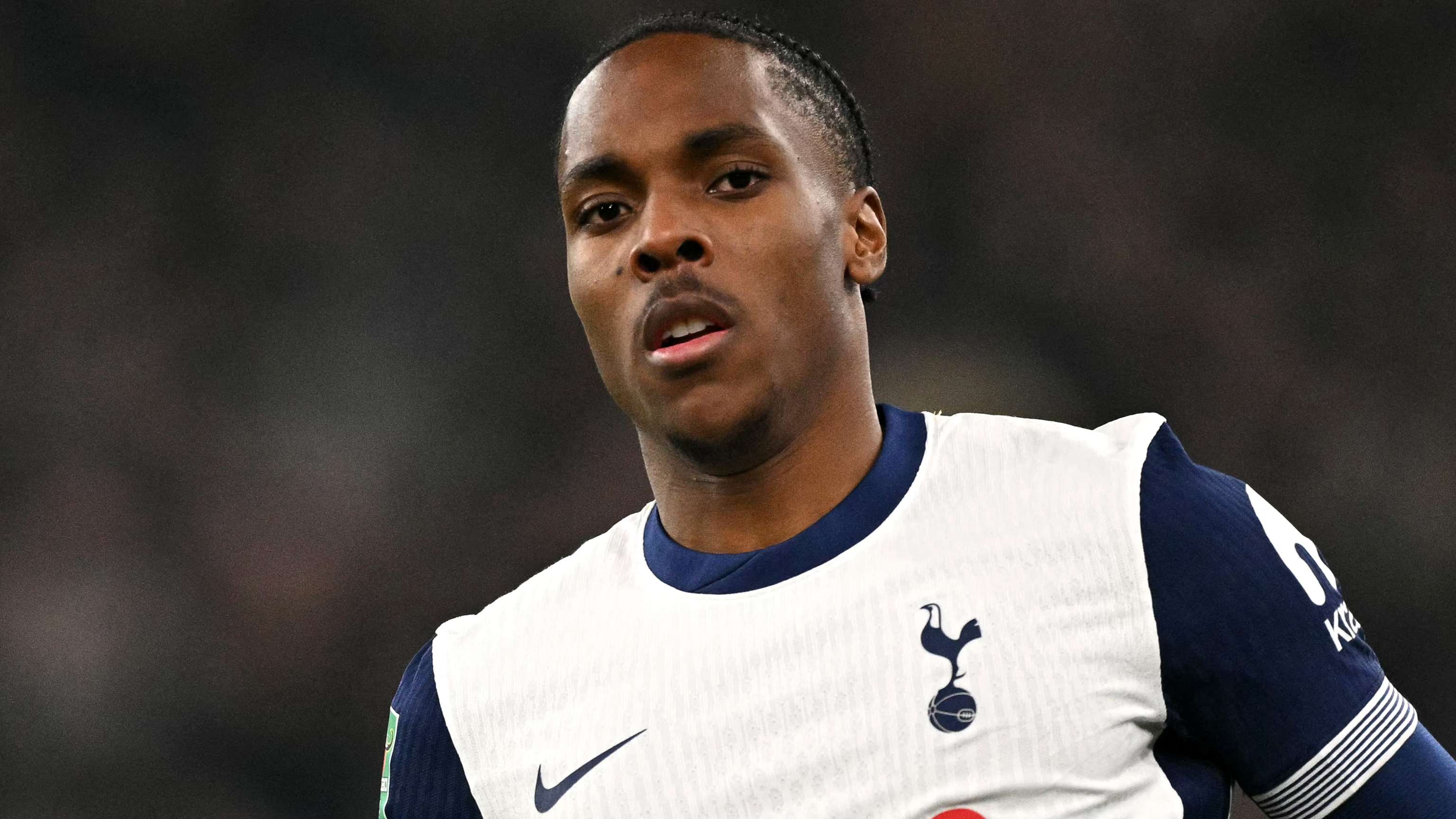 次展现了他 次展现了他